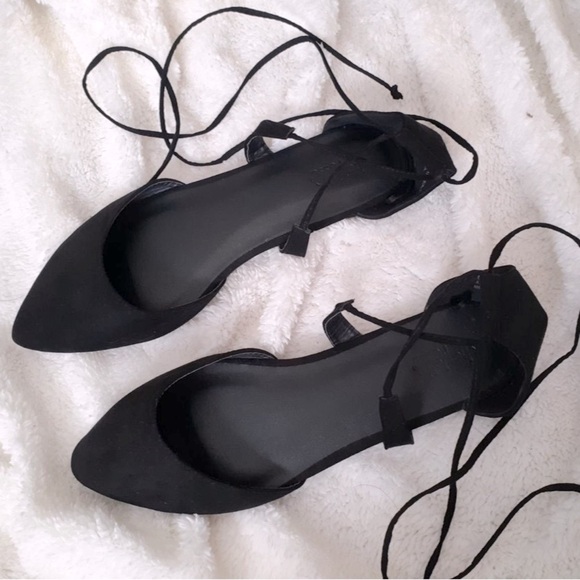 Charlotte Russe Women’s Black Pointed Toe Lace-Up Flats in Size 10 - Picture 4 of 7